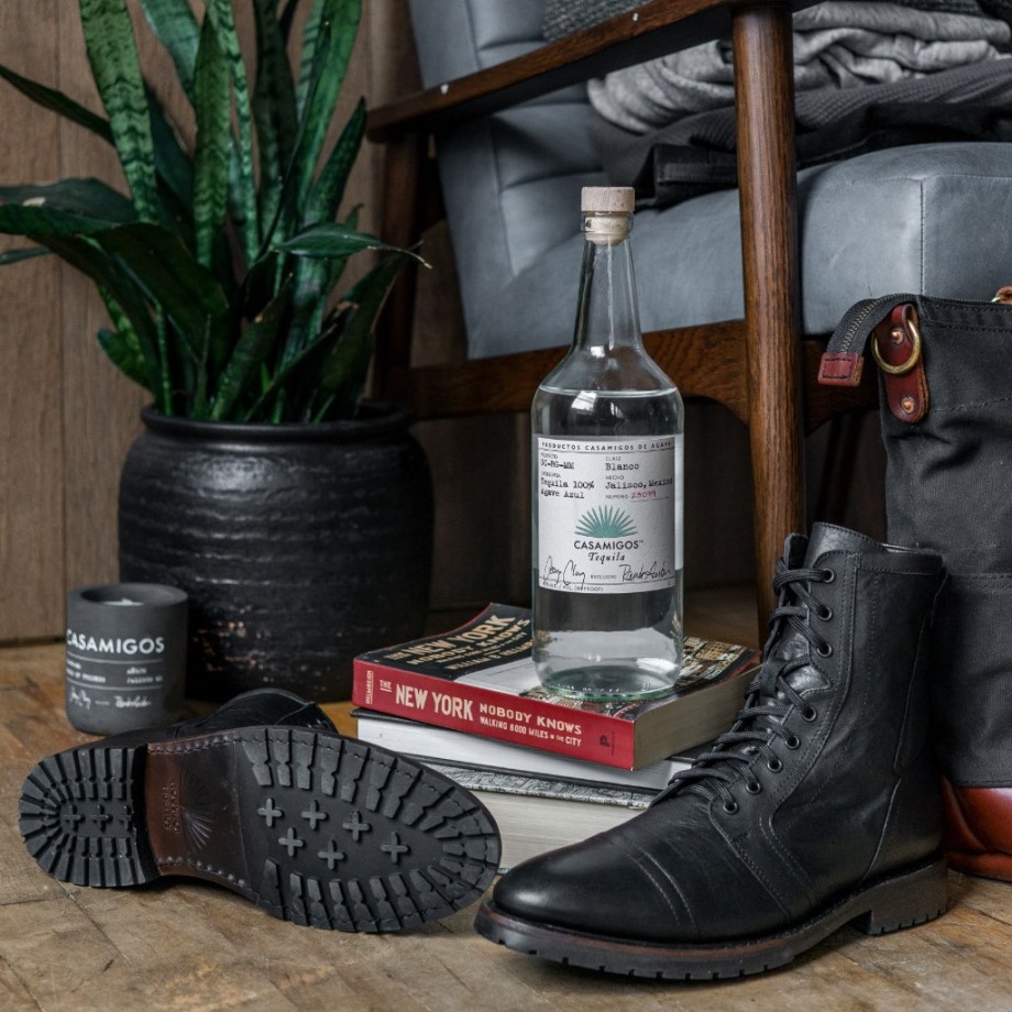 Casa Moto Lunes Negro