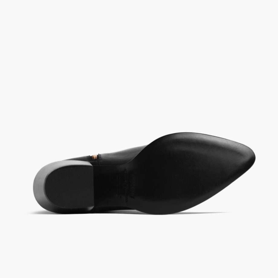 Encanto Miércoles Negro