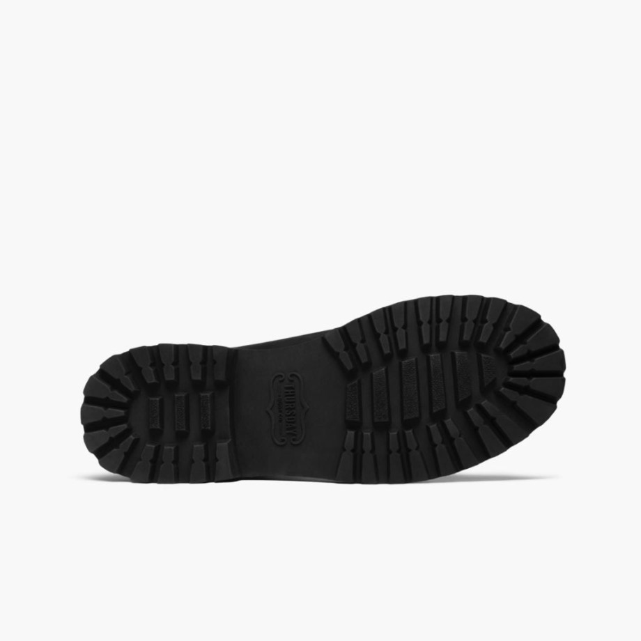 Viernes Explorador Negro Mate