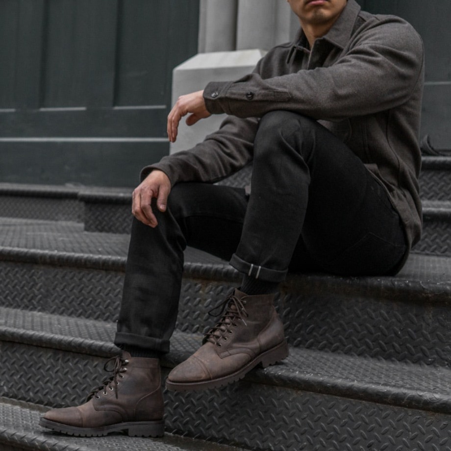 Vaqueros Tapered Con Orillo Elástico En Negro Sunday