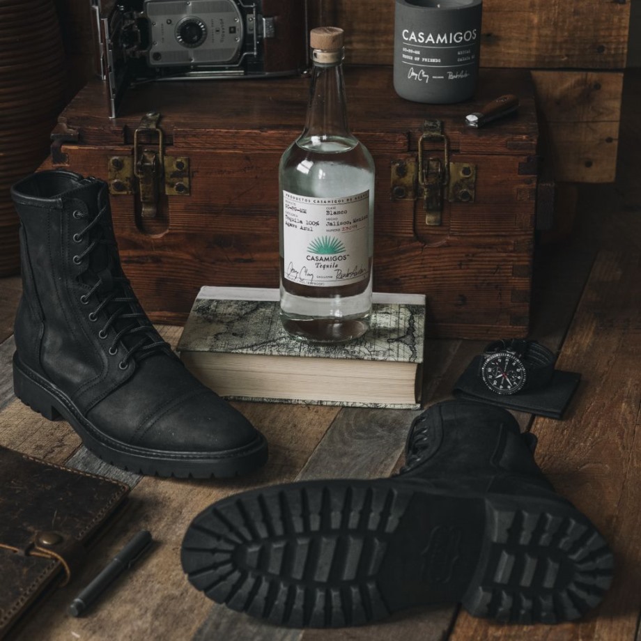 Domingo Casa Moto Negro Mate