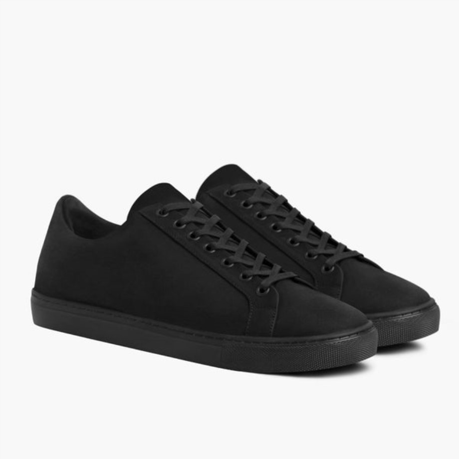 martes_negro_mate_premier_low_top.jpg Martes Negro Mate Premier Low Top - Imagen 1